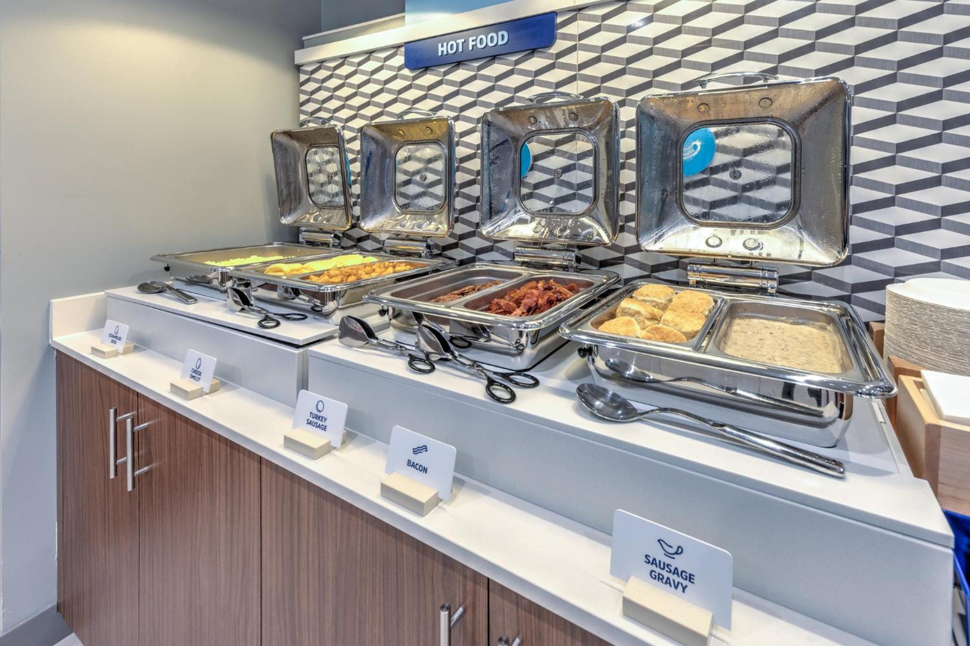 Holiday Inn Express & Suites Austin Airport East By Ihg Esterno foto