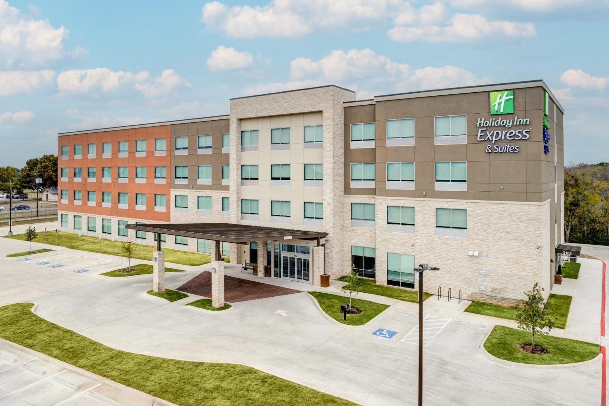 Holiday Inn Express & Suites Austin Airport East By Ihg Esterno foto
