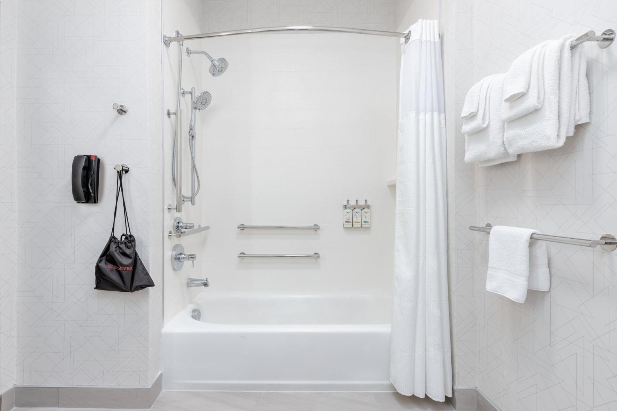 Holiday Inn Express & Suites Austin Airport East By Ihg Esterno foto